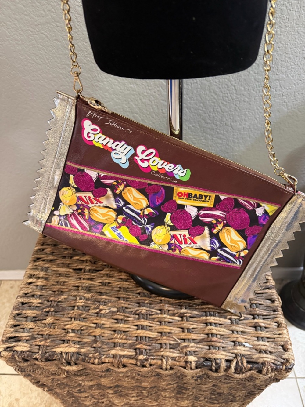Betsey Johnson Kitsch Treat Me Clutch Crossbody Bag NWOT